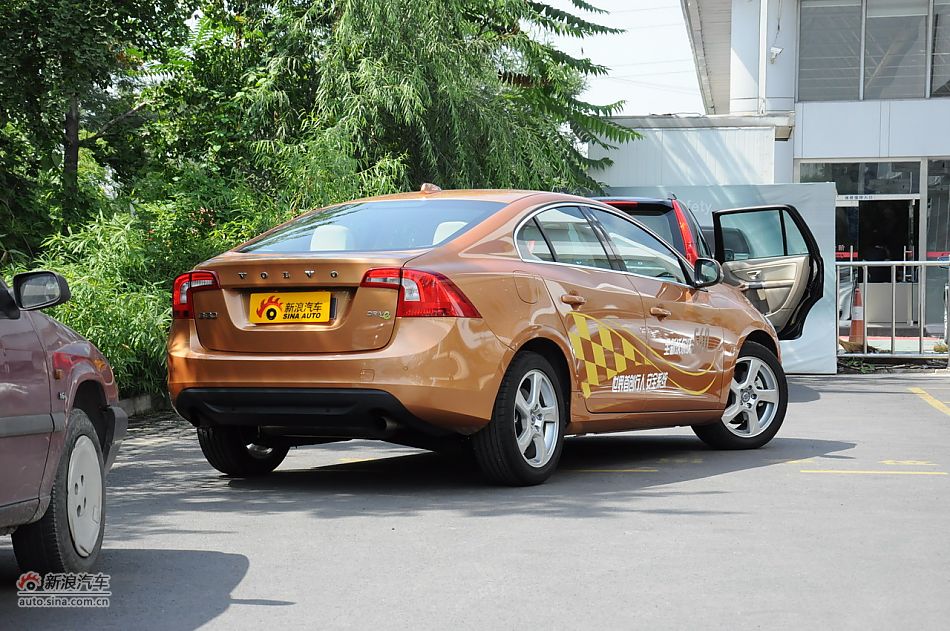 2012ֶS60